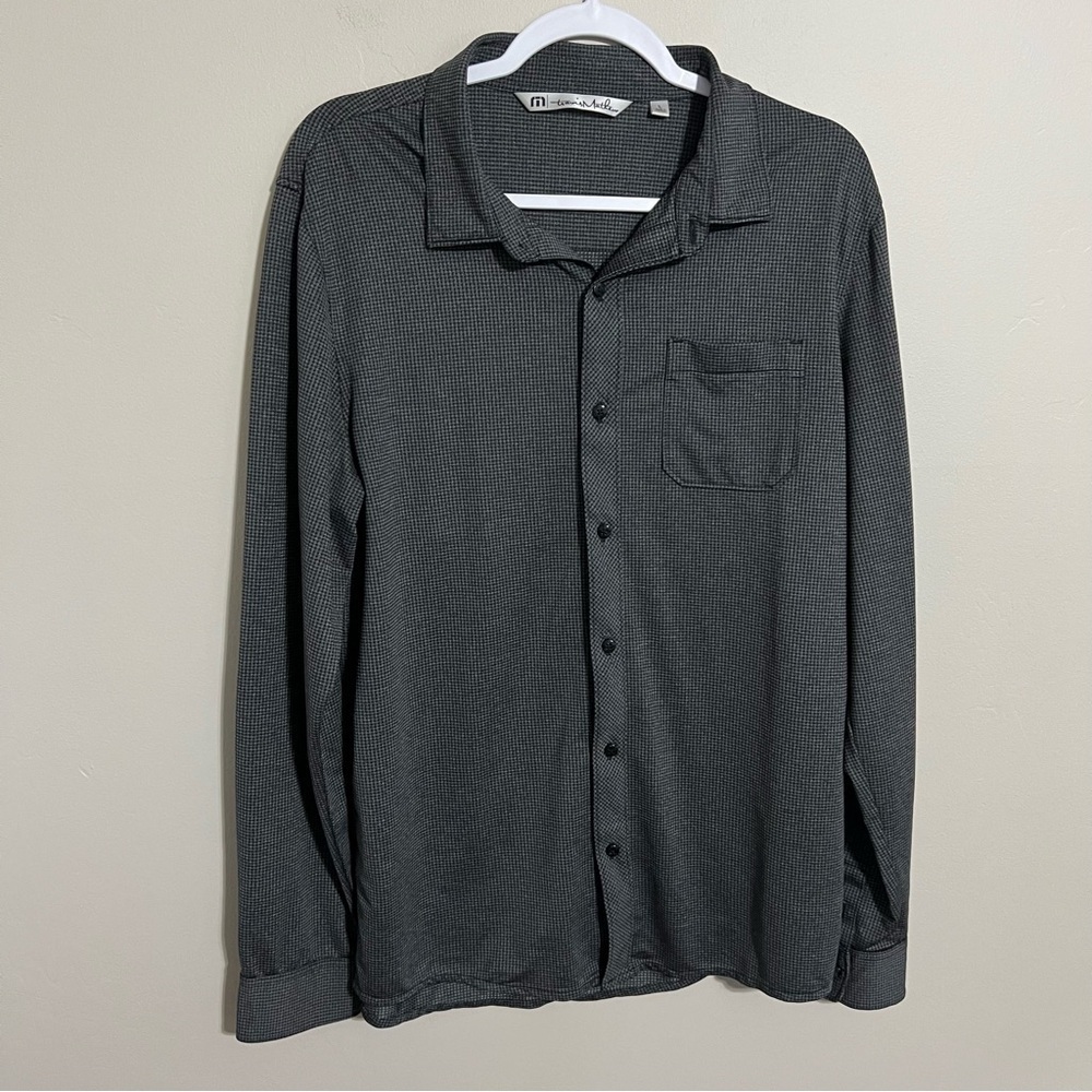 Travis Mathew Dark Gray Men’s Button Up Long Sleeve Shirt size large